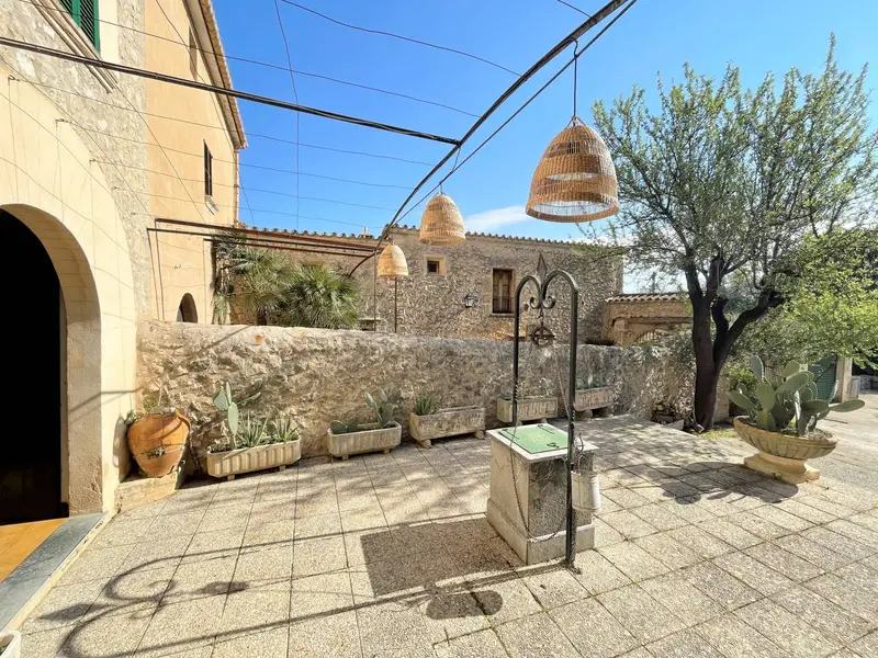Finca con 9 Dormitorios y Piscina en Pollensa Mallorca