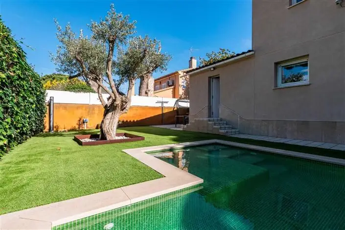 Villa 3 Dormitorios en Prat Xirlo Calella de Palafrugell