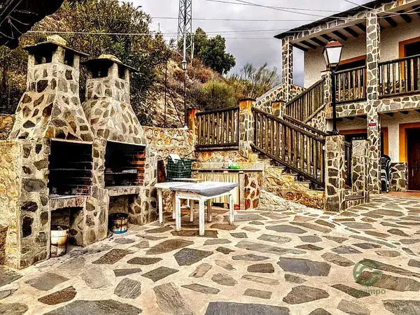 Finca Ecologica con Bodega y Casa Rural en Granada