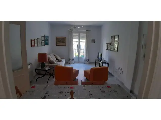 Alquiler Temporada Escolar: Apartamento con Piscina y Garaje