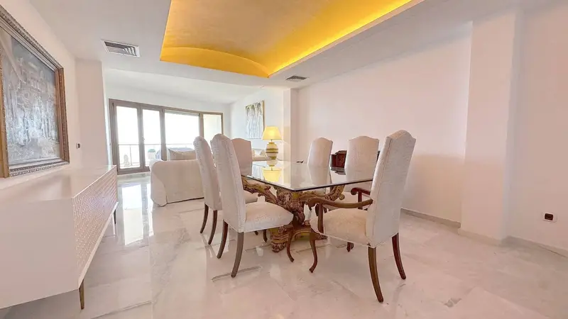 Lujo en Portixol: Piso 220m2 4 Dormitorios Vistas al Mar