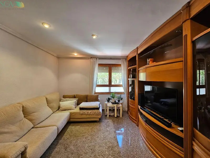 Bungalow en Venta Novelda 3 Dormitorios 3 Baños Garaje Terraza