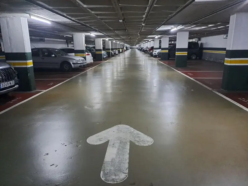 Venta Plaza Parking Barcelona  Concesion hasta 2048