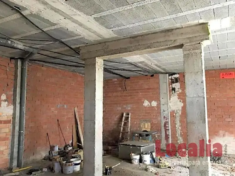 Venta Local Comercial Ramales Victoria 93m2