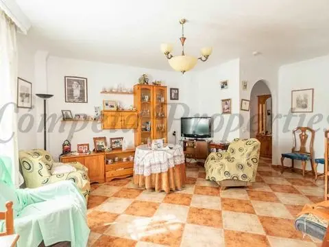 Casa familiar en Sayalonga 3 dormitorios