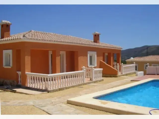 Casa en Alcalali 2 Dormitorios Jardin Privado Piscina