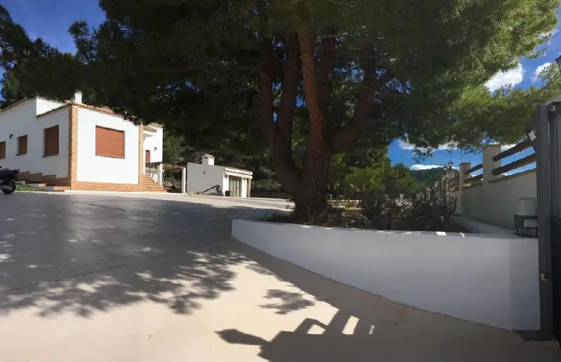 Venta Chalet Lujo Castalla 4 Dormitorios Piscina