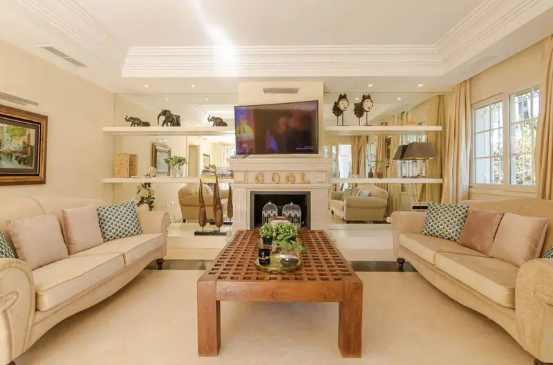 Villa de Lujo en Puerto Banus 5 Cuartos