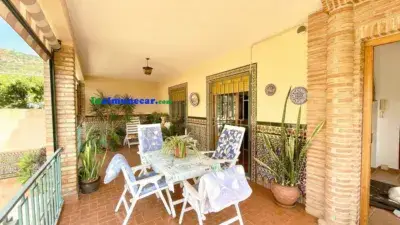 Chalet con Piscina en Almuñecar cerca de la Playa