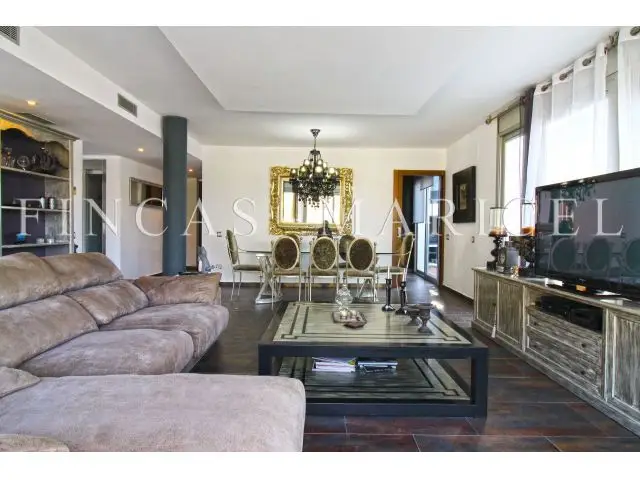 Chalet en Venta en Sitges Montgavina con Jardin y Piscina