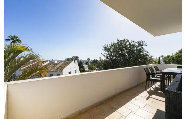 Alquiler Apartamento 3 Dormitorios 185m2 Nueva Andalucía