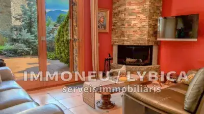 Casa en Talló con 5 habitaciones y jardín