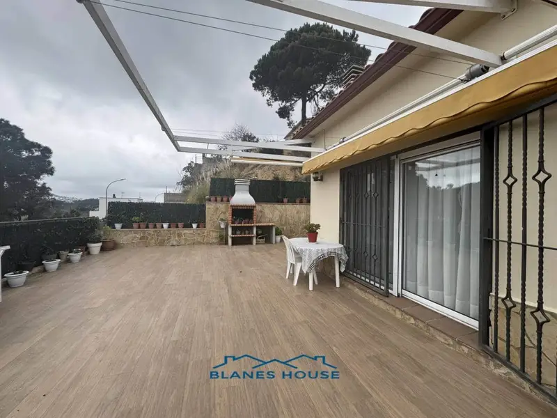 Chalet en venta Lloret de Mar 3 habitaciones 2 banos jardin terraza