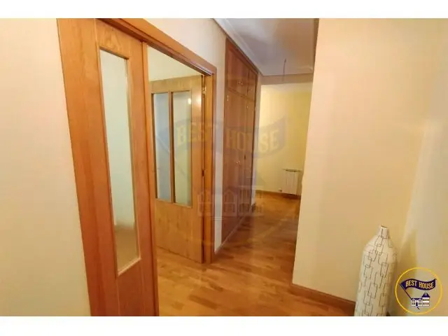 Piso en Venta en Urbanizaci
ón con Piscina en Cuenca