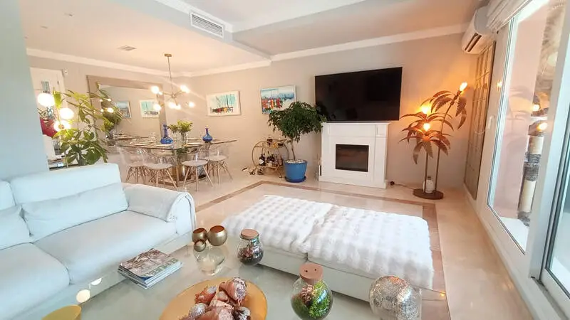 Casa Adosada 5 Dormitorios Lujo Bahia Marbella