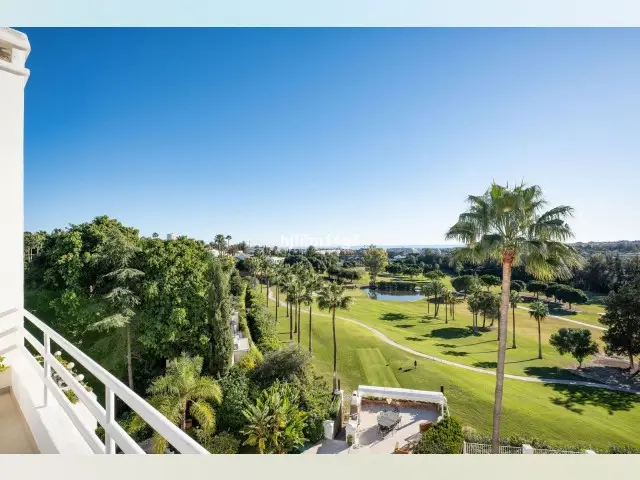 Adosado 5 Dormitorios Nueva Andalucia Primera Linea Golf