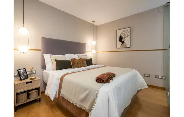 Estudio 40m2 Barcelona con Balcón Piscina Aire Acondicionado