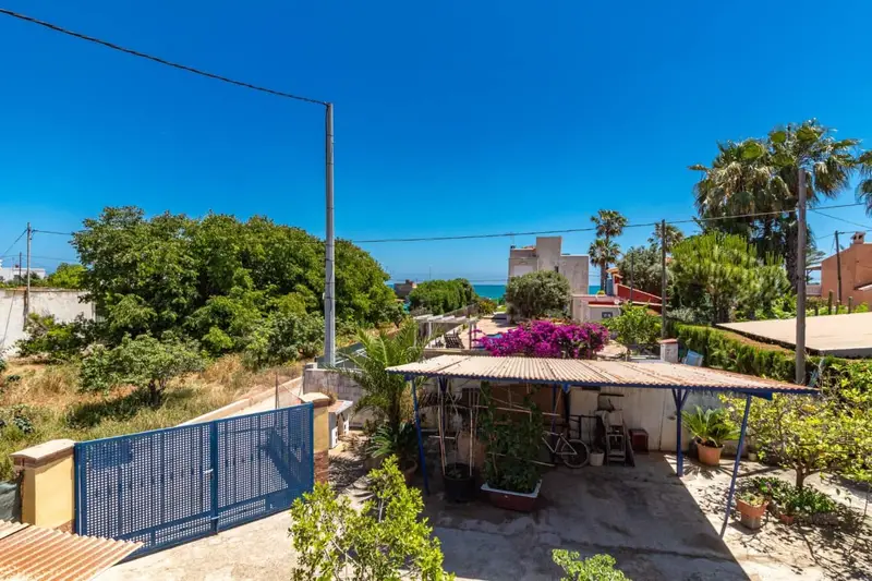 Chalet en Venta Burriana Castellon con Parcela Piscina y Barbacoa