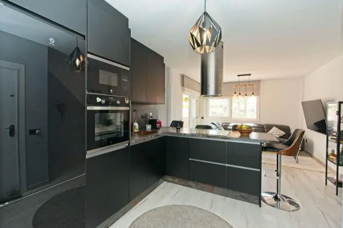 Apartamento en Venta 3 Dormitorios Riviera del Sol Vistas al Mar