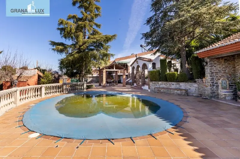 Venta Chalet con Vistas Colinas Bermejas Monachil