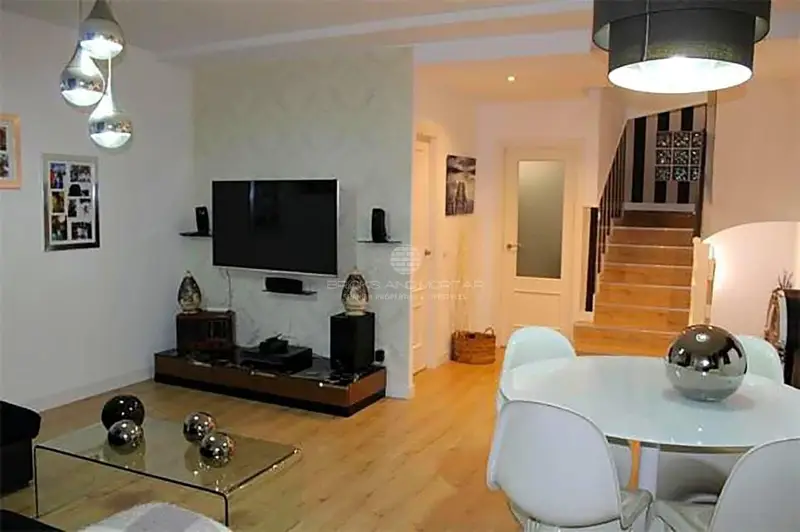 Chalet en Venta Turis Valencia 3 Habitaciones 2 Banos