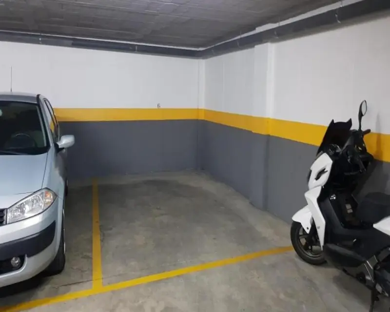 Garaje en Venta en Lleida Centro 14m²