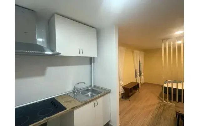 Estudio Amueblado 39m² Madrid Estudiantes Profesionales