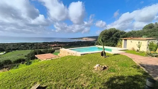Chalet en Tarifa con Vistas al Mar y Piscina