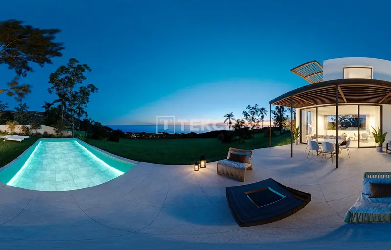 Villas de Lujo con Vistas al Mar en Mijas