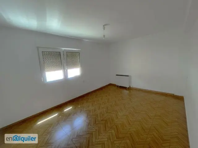 Alquiler Piso 3 Dormitorios Pola de Siero Centro