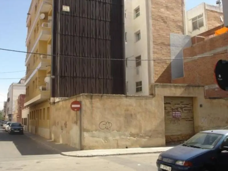 Solar en Venta Av Catalunya Amposta 126m2