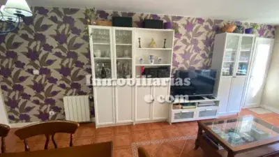 Piso en venta en Paseo de Ocharan Mazas