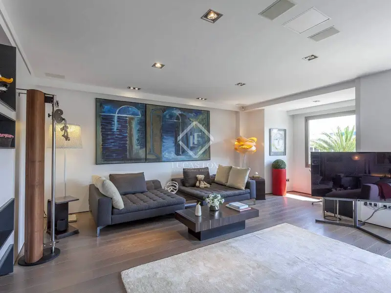 Apartamento en venta Valencia ciudad: Vistas al Turia y 3 plazas de garaje