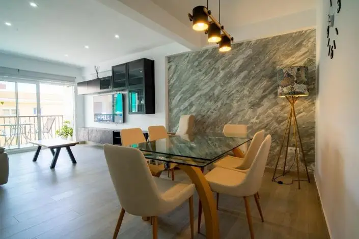 Apartamento 2 Dormitorios Fuengirola Primera Linea de Playa