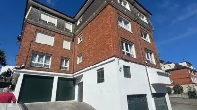Piso en venta en Ciudad Jardin Santander con garaje amplio