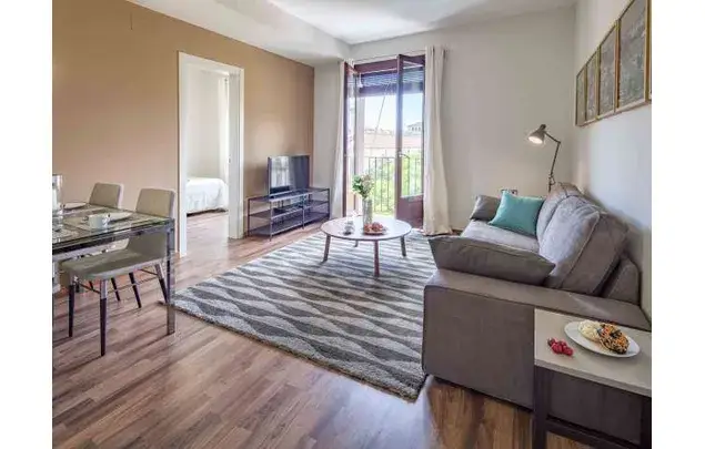 Apartamento 3 Dormitorios Barcelona 40m2