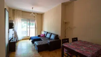 Piso en venta en Calle Cedros