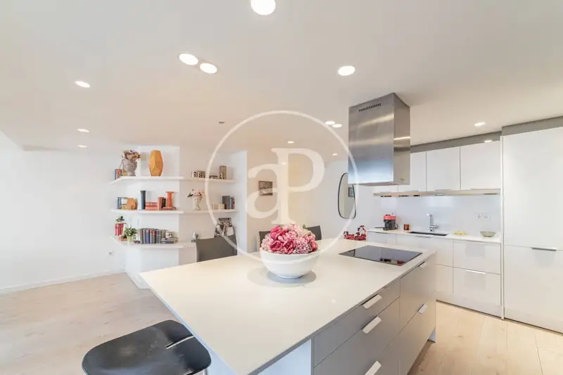 Apartamento amueblado en Cortes Madrid ciudad