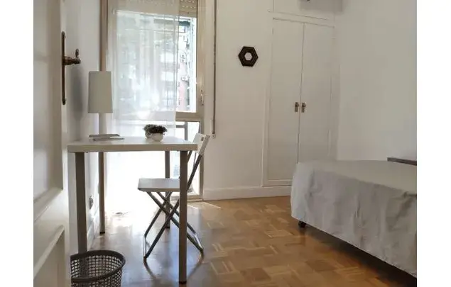 Alquiler Habitaci	ón 100m	² Madrid
