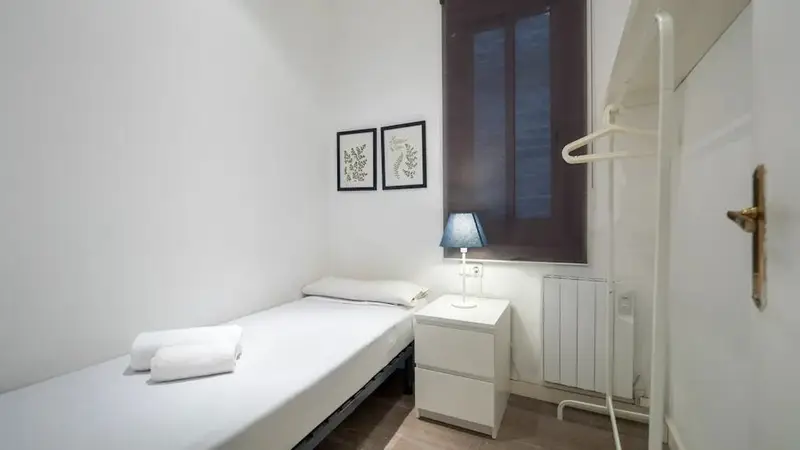 Apartamento en alquiler Barcelona 2 dormitorios 1 ba
A0o Carrer de Badajoz