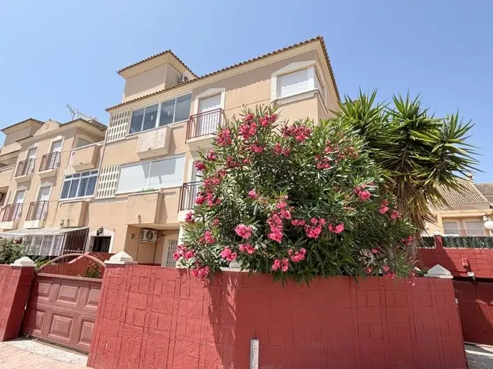 Apartamento 2 Dormitorios en La Florida Cerca de la Playa