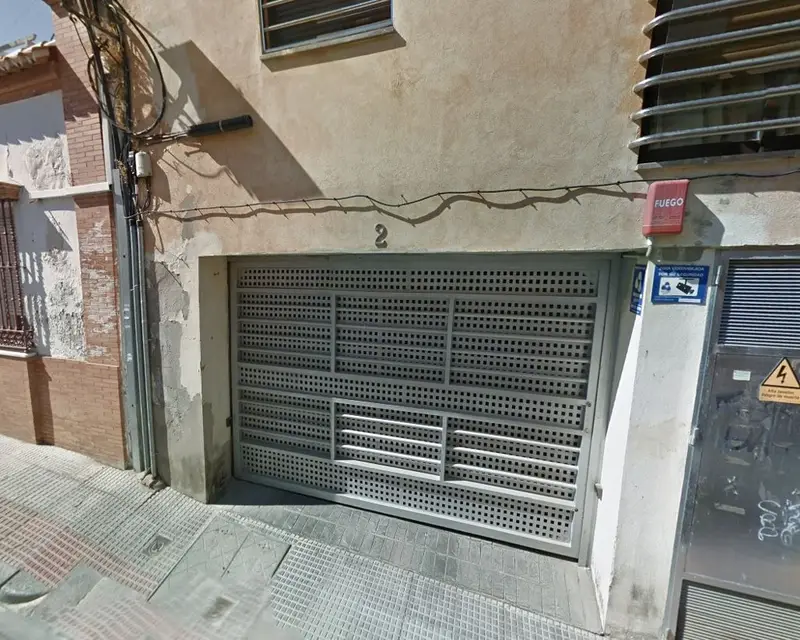 Garaje en Venta Alcalá de Guadaira 37m²