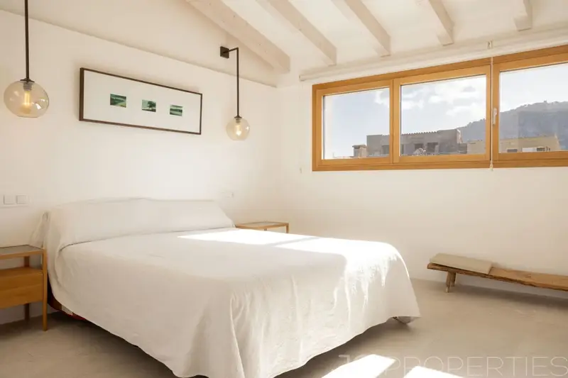 Casa sostenible en Pollensa con piscina y garaje