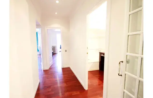 Habitacion 145m2 Barcelona Estancia Media Larga