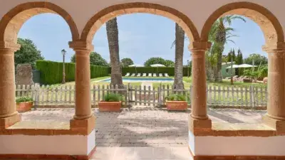 Casa en Javea Centro con Piscina Privada para Familias