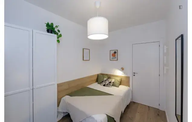 Alquiler Apartamento 5 Dormitorios L Hospitalet Llobregat