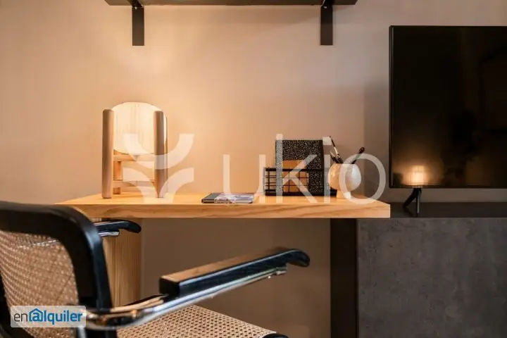 Apartamento Amueblado Alquiler Madrid Almagro Trastero Gym