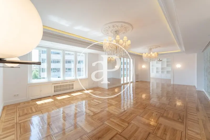 Piso Reformado 542m2 Pintor Rosales Lujo 4 Habitaciones Suite