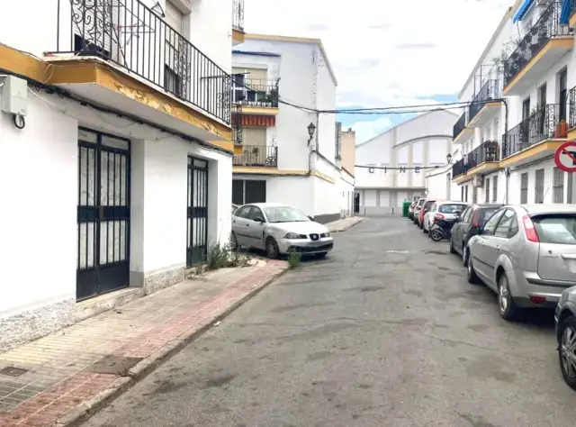 Piso en venta Lora del Rio 72m2 inversores