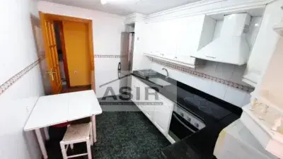 Piso en Alquiler en Pere Crespí 107m² 3 Dorm 2 Baños Amueblado